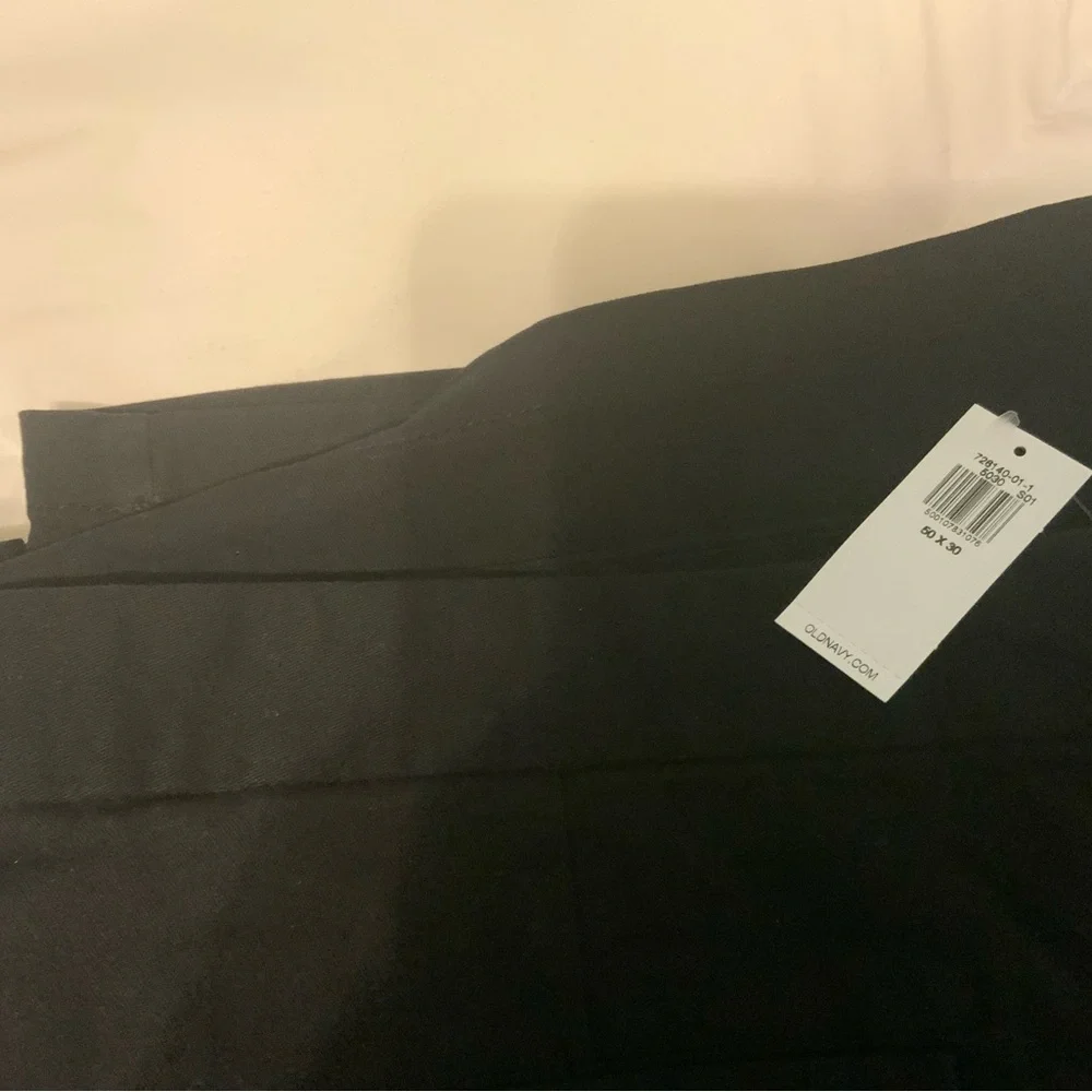 NWT men’s 50x30 old navy black men’s pants
